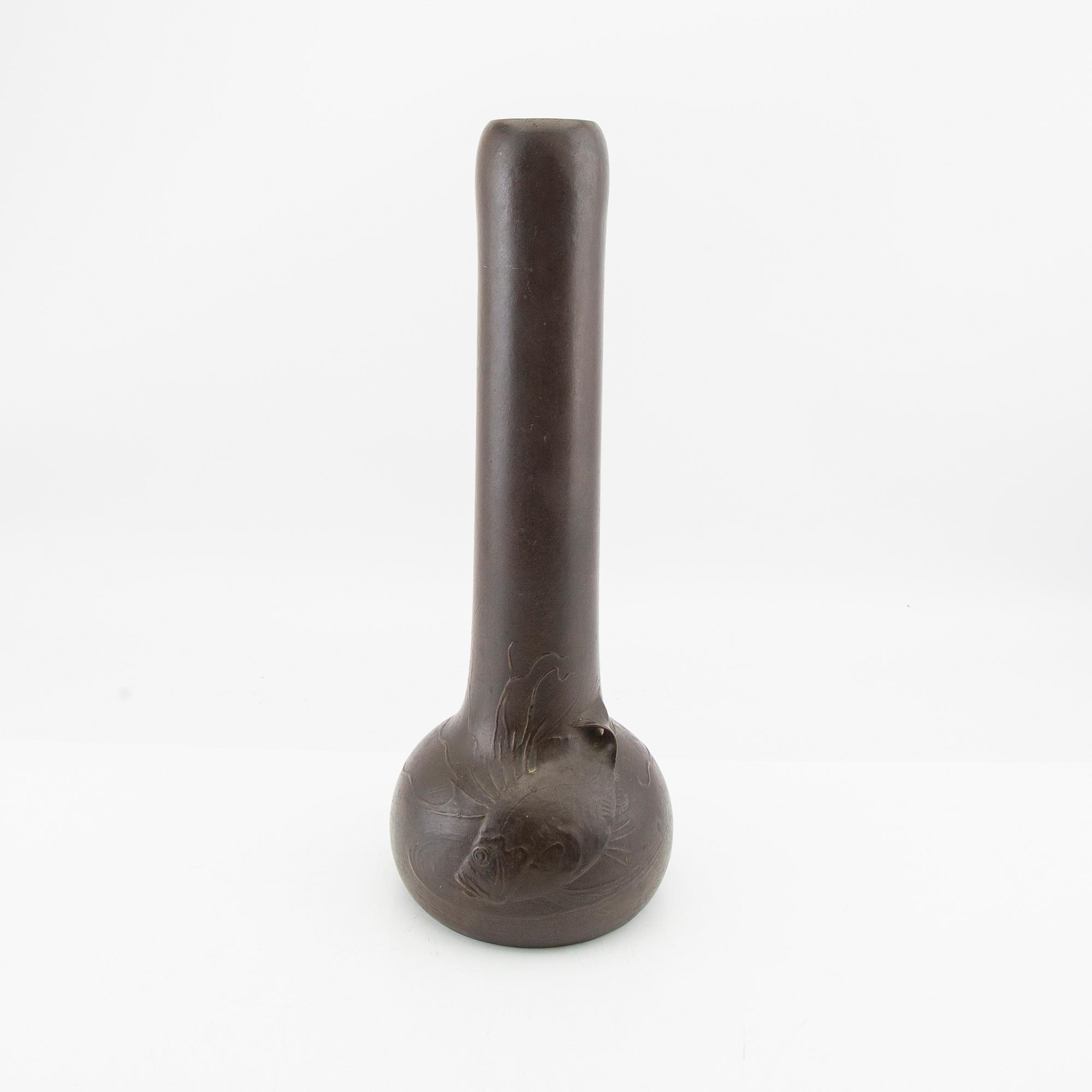 Hugo Elmqvist, vas brons signerad.