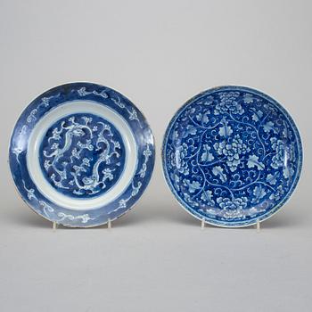 TALLRIKAR, 4 st, porslin, Kina, Kangxistil, 1800-tal.