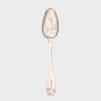 MATSKEDAR, 10 st, silver, mest London och 1800-tal. Tot ca 680 gram.