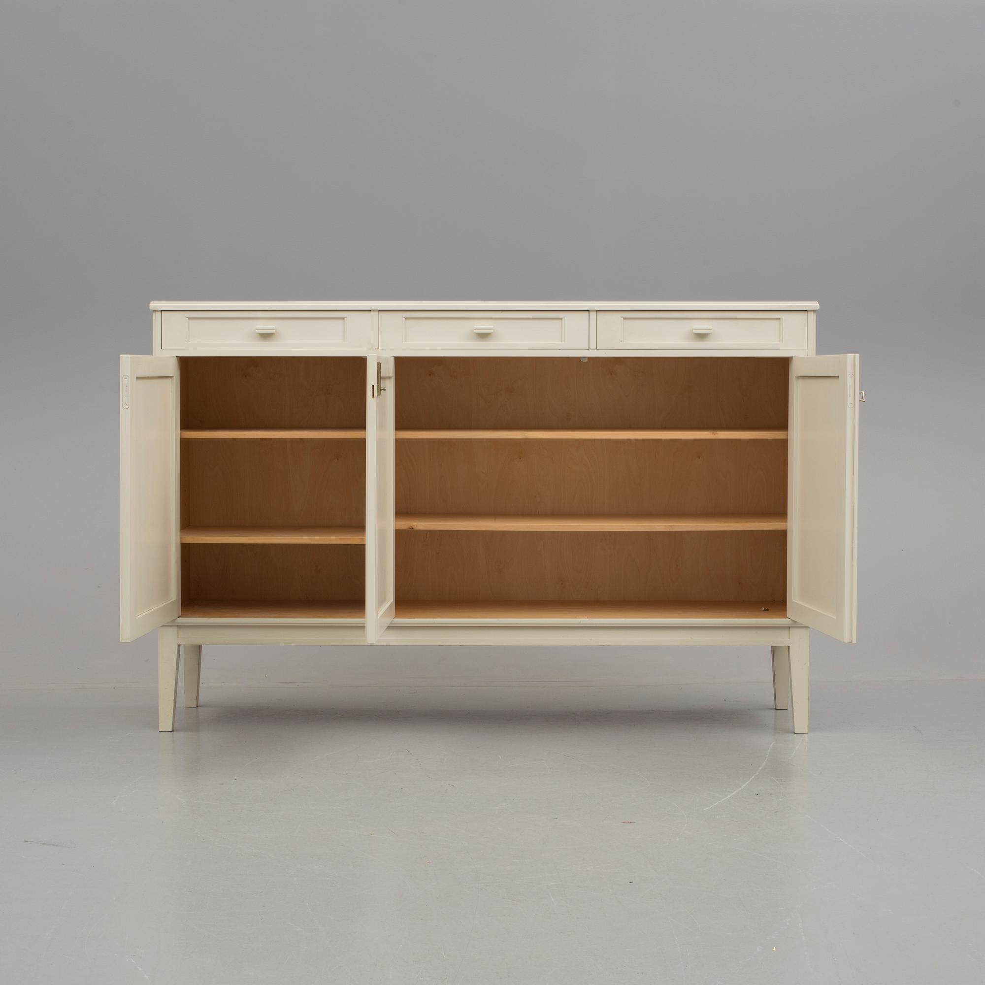 SIDEBOARD, 1900-talets slut.
