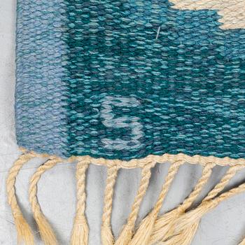 MATTA rölakan, signerad S, ca 236 x 155 cm.