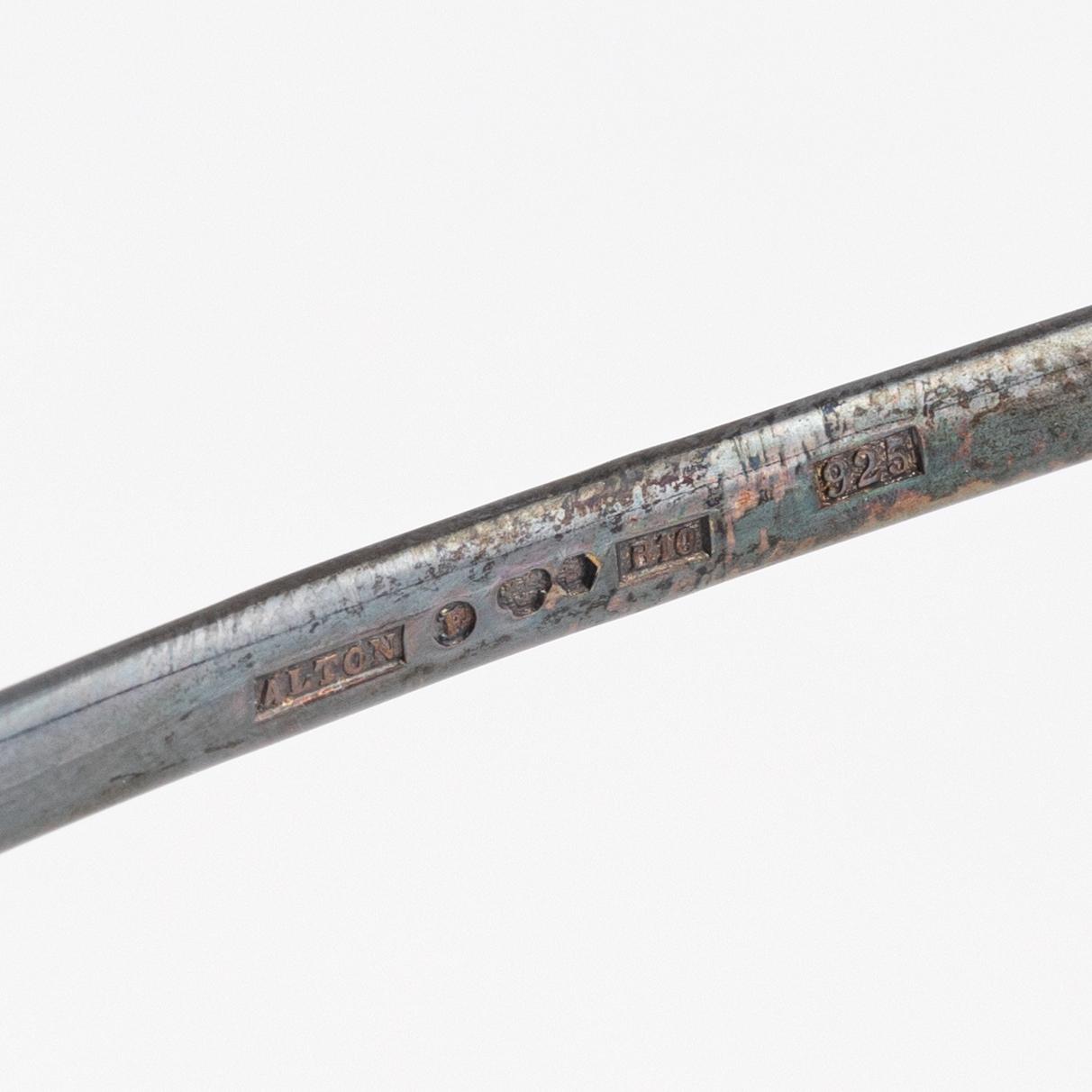 Sune Enoksson, hänge, monogramsignerat.