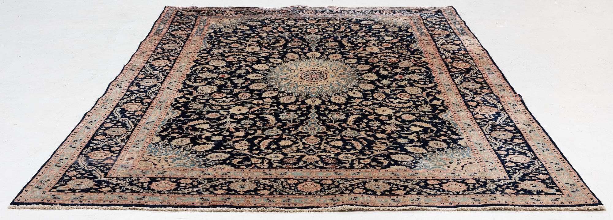 Carpet, Keshan, approx. 325 x 238 cm.
