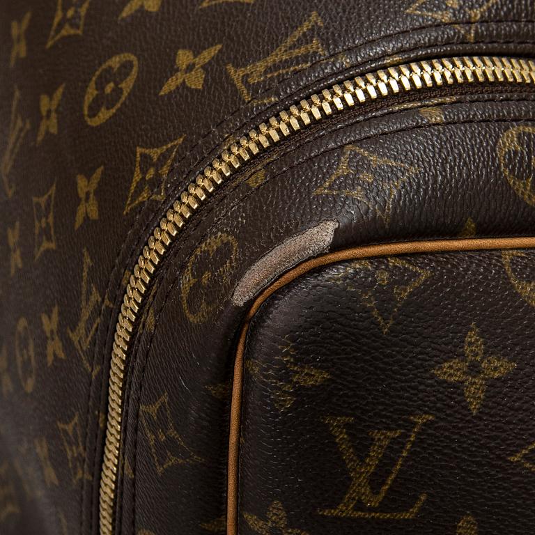 Louis Vuitton, matkalaukku, "Sirius 70".
