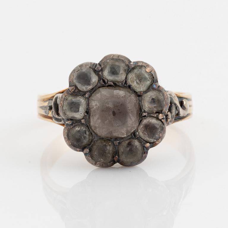 Paste stone ring.