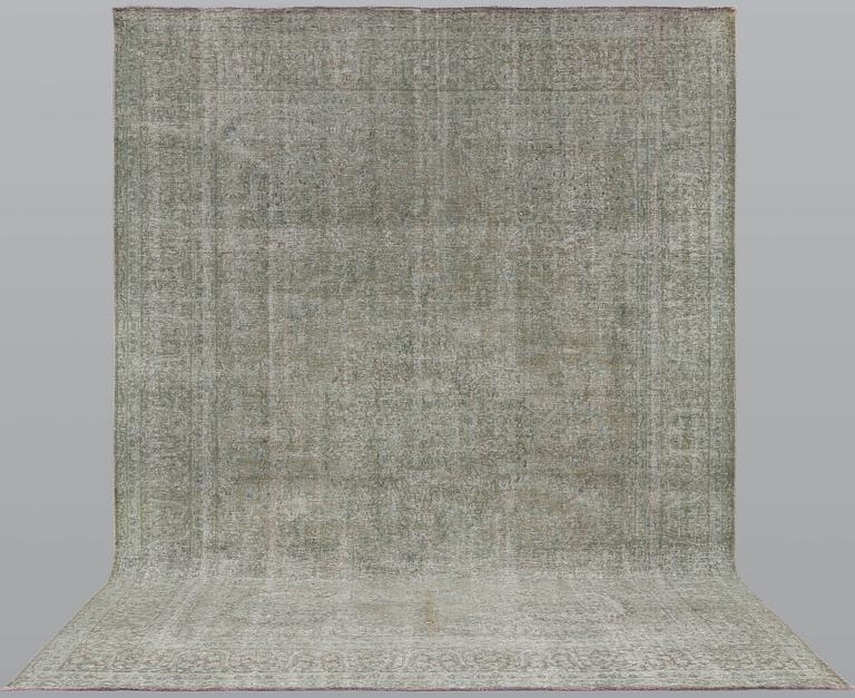 Matta, Orientalisk, ca 385 x 288 cm.