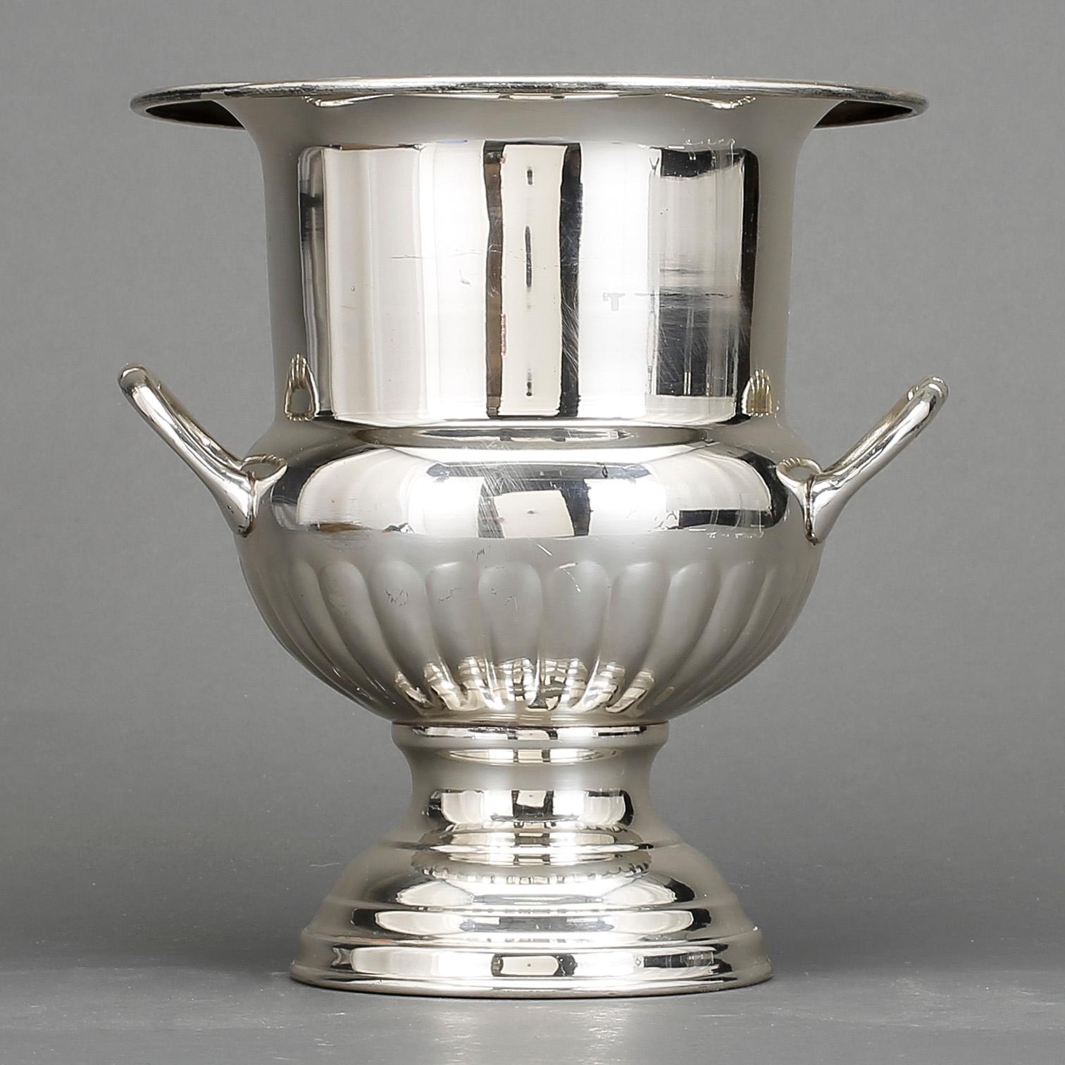 CHAMPAGNEKYLARE, nysilver, 1900-tal.