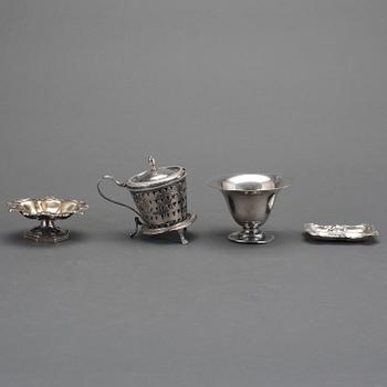 PARTI SILVER, 4 delar, bla, Adolf Zethelius, Stockholm, 1811, total vikt ca 266g.