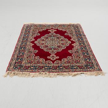 Matta, Kirman, ca 137 x 218 cm.