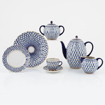 A 20-piece Lomonosov 'Cobalt Net' porcelain coffee set, USSR.
