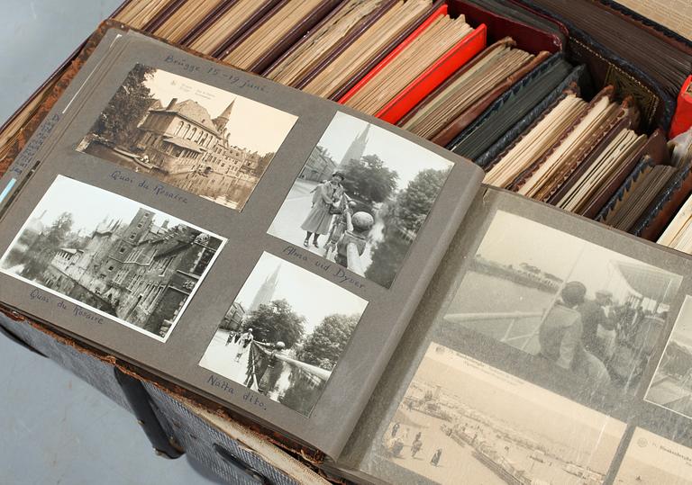 SAMLING FOTOGRAFIER samt VYKORT, ca 1500 st, mestadels Sverige, 1910-1960-tal.