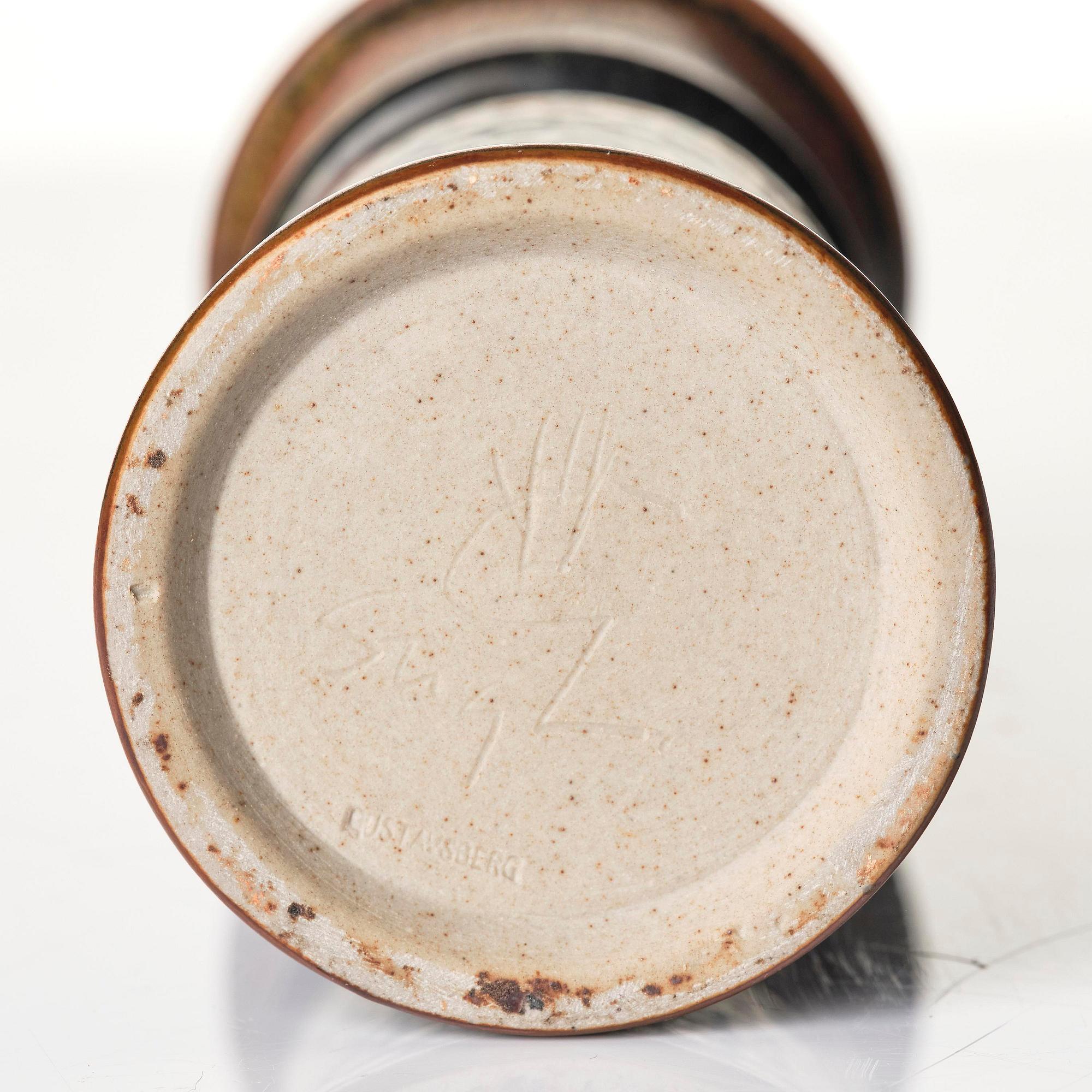 Stig Lindberg, two stoneware vases, Gustavsberg Studio 1965.