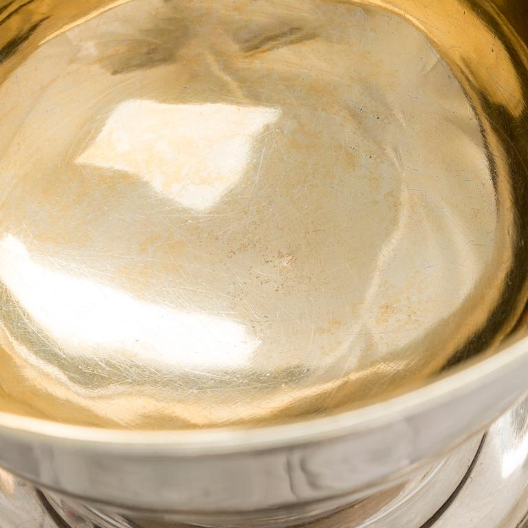 A Swedish parcel-gilt sauceboat, Johan Petter Hedman, Norrköping 1833.