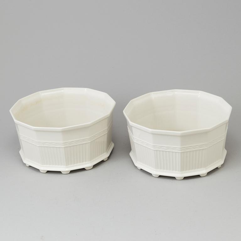 2 "Waldemarsudde" flowerpots, Prins Eugen for Gustavsberg.