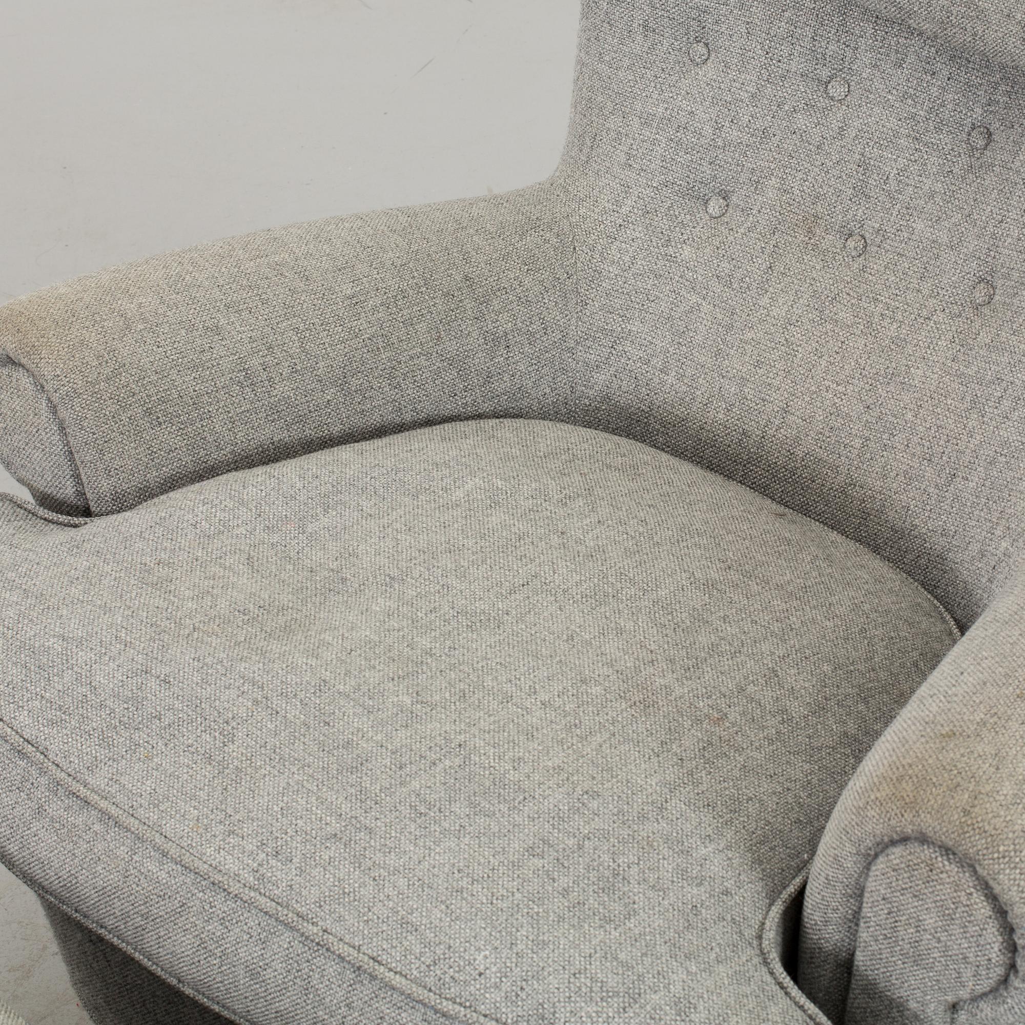 CARL MALMSTEN, fåtölj med fotpall, "Jättepaddan", sent 1900/2000-tal.