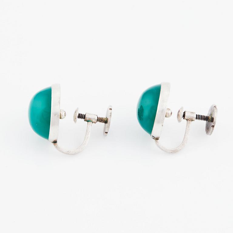 Wiwen Nilsson, a pair of sterling silver earrings set with green quartz,  Lund 1952.