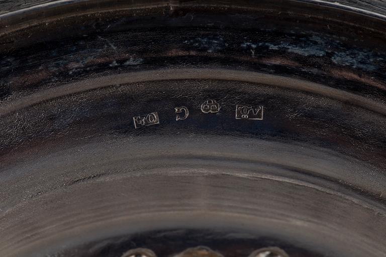 SOCKERSKÅL PÅ FOT, silver, senempire, Arvid Öhrn, Gävle 1844. Vikt ca 370 gram.