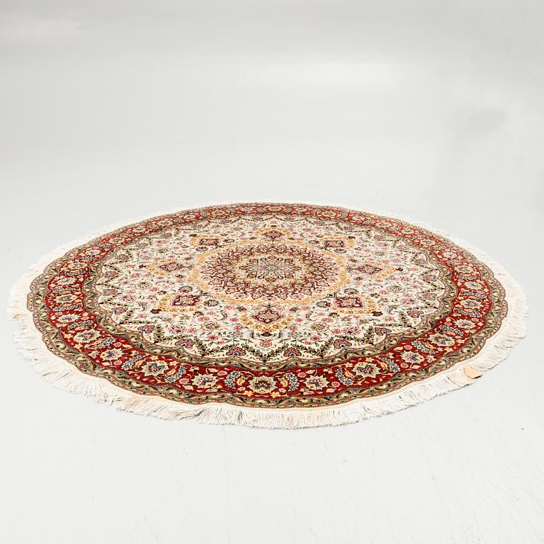 Matta, Ghom, diameter ca 210 cm.