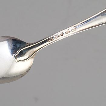 KAFFESKEDAR, 12 st, silver, modell "Vasa", GAB, Stockholm, 1930-7. Vikt cirka 155 gram.
