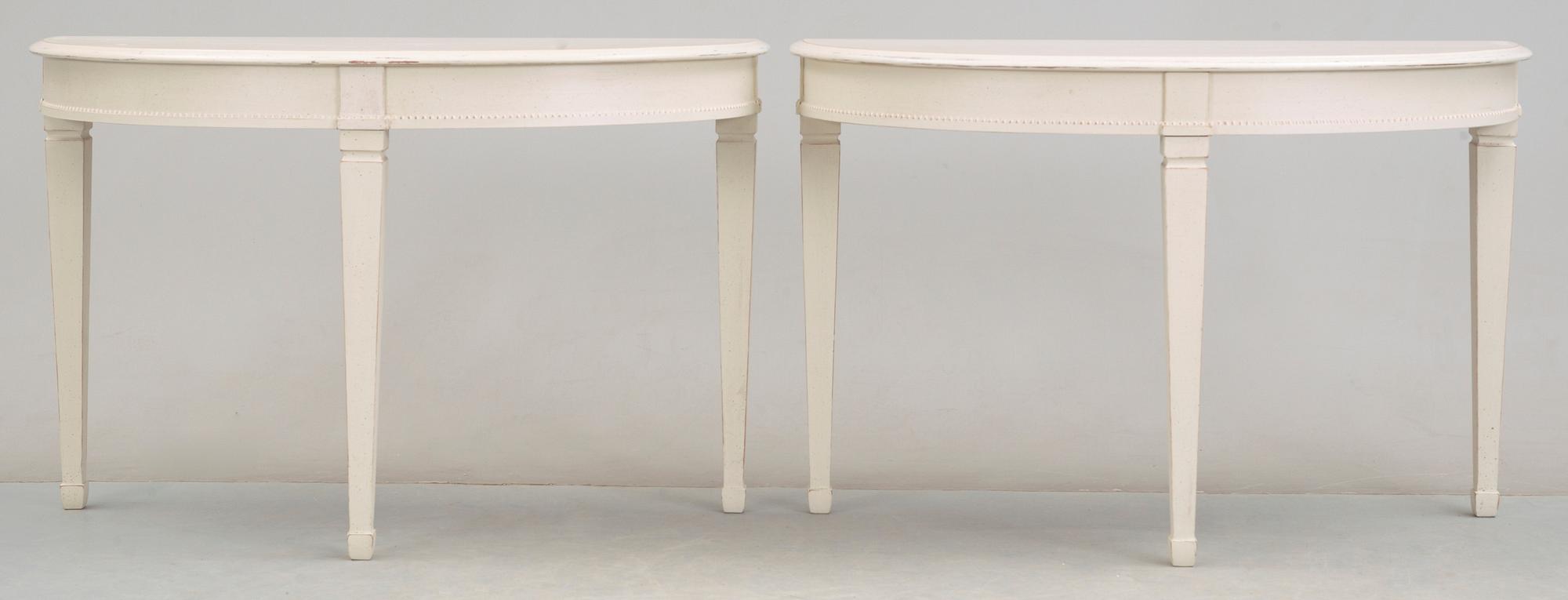 MATBORD/MÅNBORD, gustaviansk stil, 1900/2000-tal.