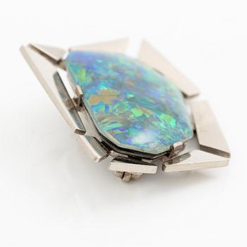 Rey Urban, a brooch, 18K white gold and opal, Stockholm 1975.