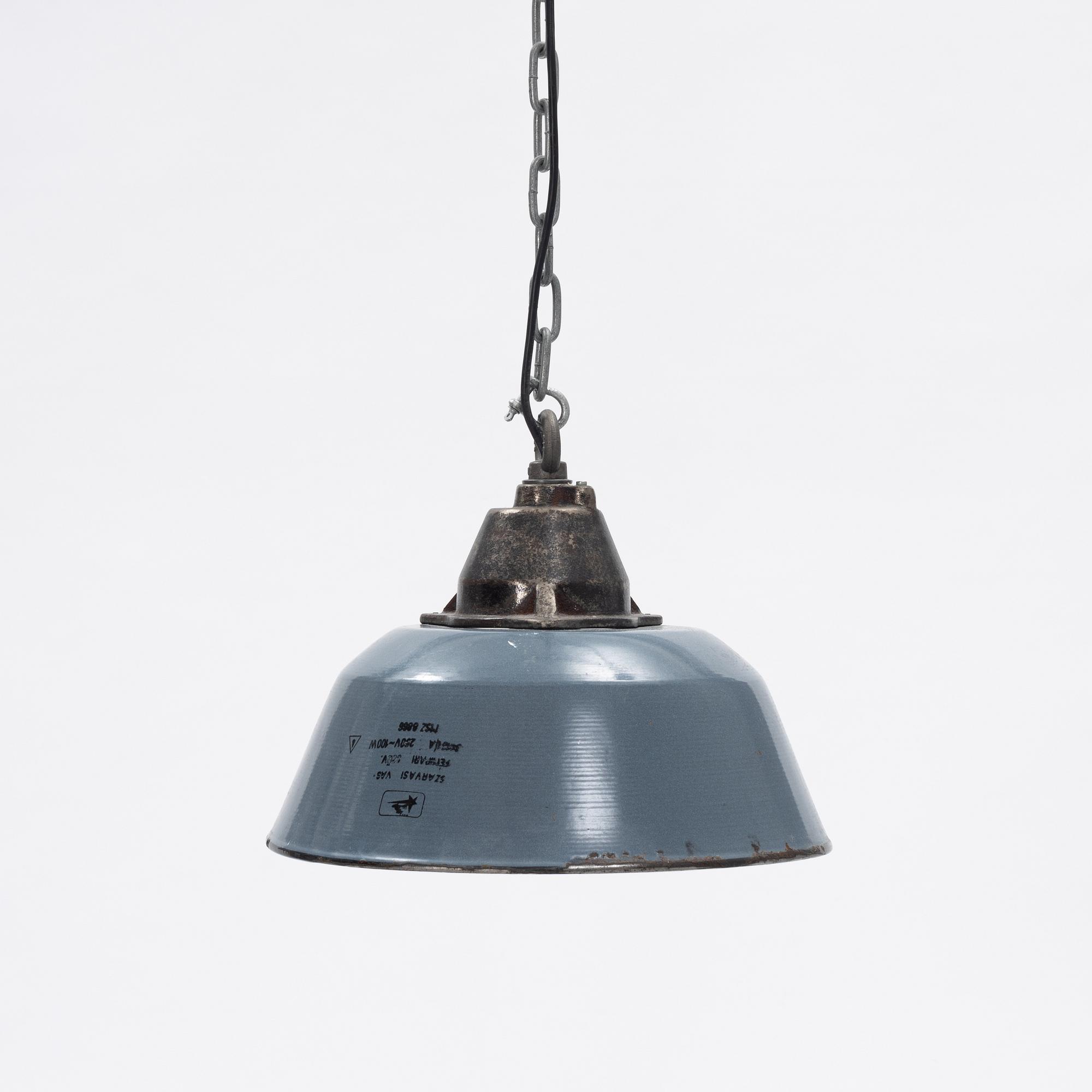 An industrial enamel celing light, second half of the 20th century.
