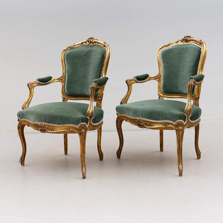 KARMSTOLAR, 1 par, rokokostil, 1900-talets första hälft.