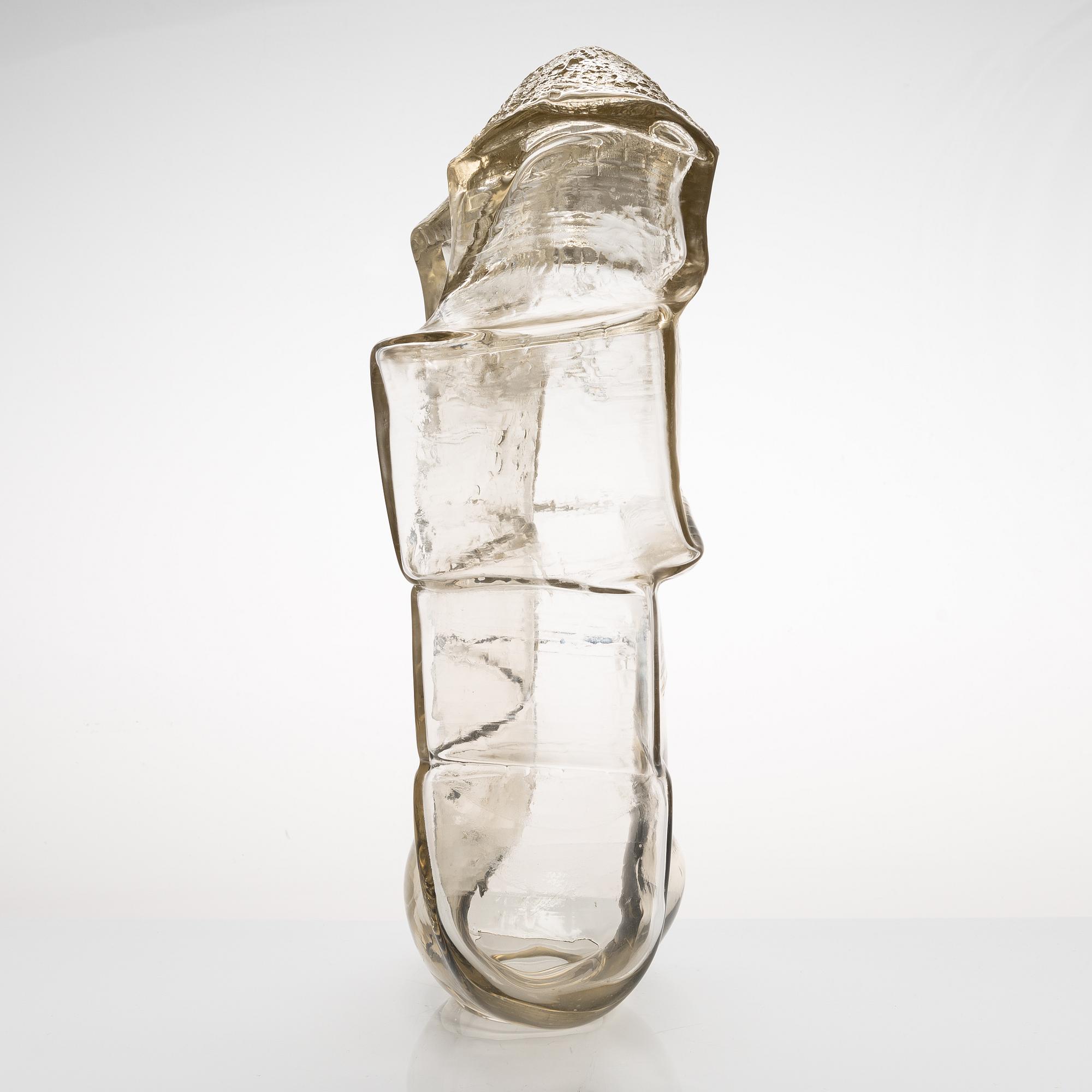 Timo Sarpaneva,  a 'Gladiator' sculpture from the Finlandia series, unsigned. Iittala 1964.