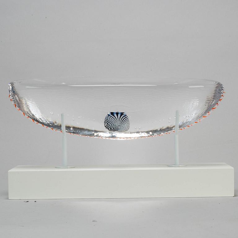 BERTIL VALLIEN, a glass sculpture, Kosta Boda, signed and numbered.