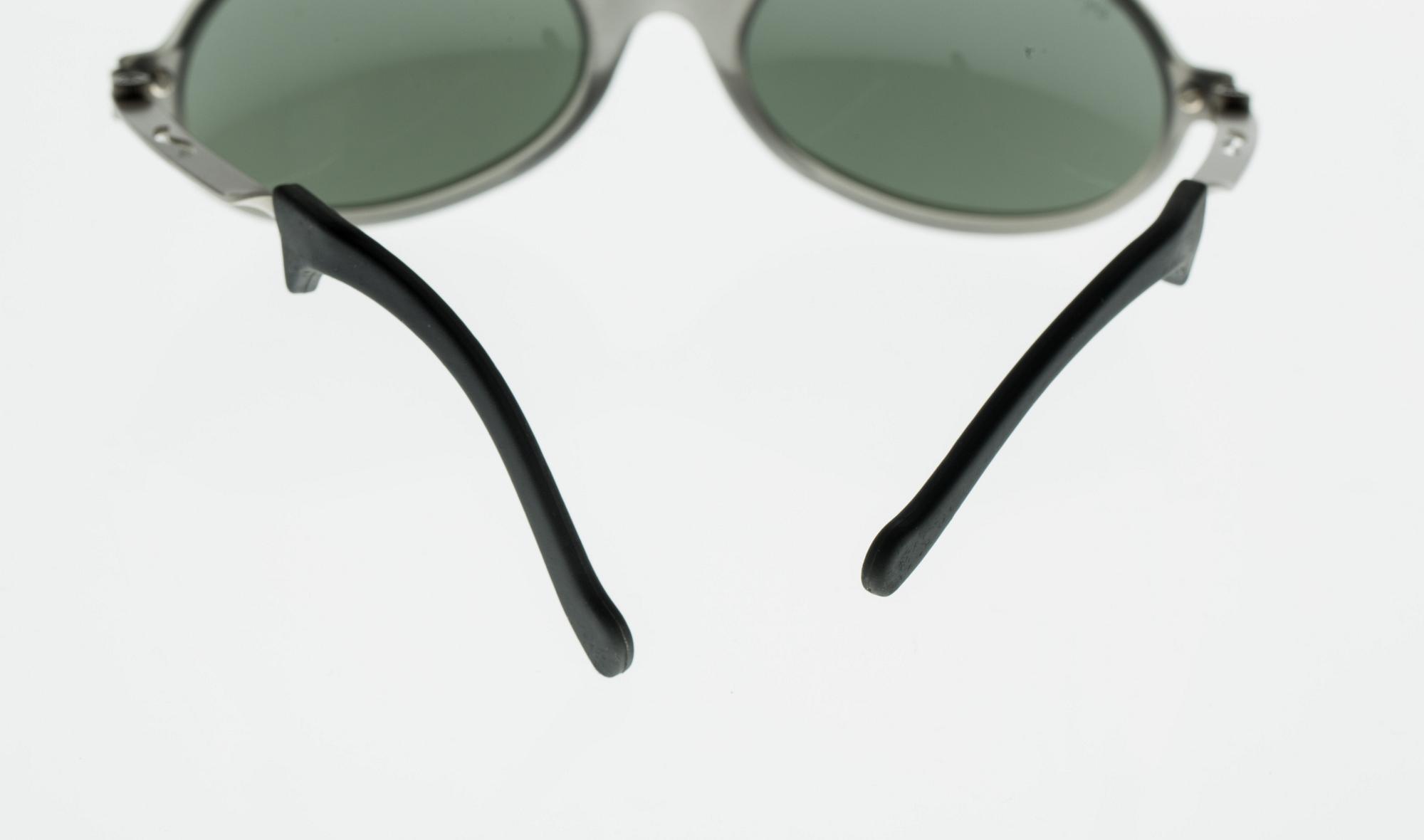SOLGLASÖGON, Ray Ban.