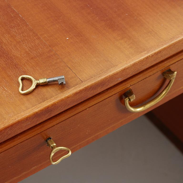 David Rosén, a desk, Nordiska Kompaniet, Sweden, 1950's.