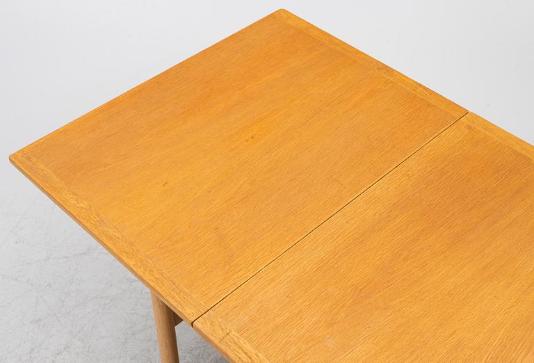 Yngvar Sandström, Dining table, from the Triva series for Nordiska Kompaniet, NK, 1950s/60s.
