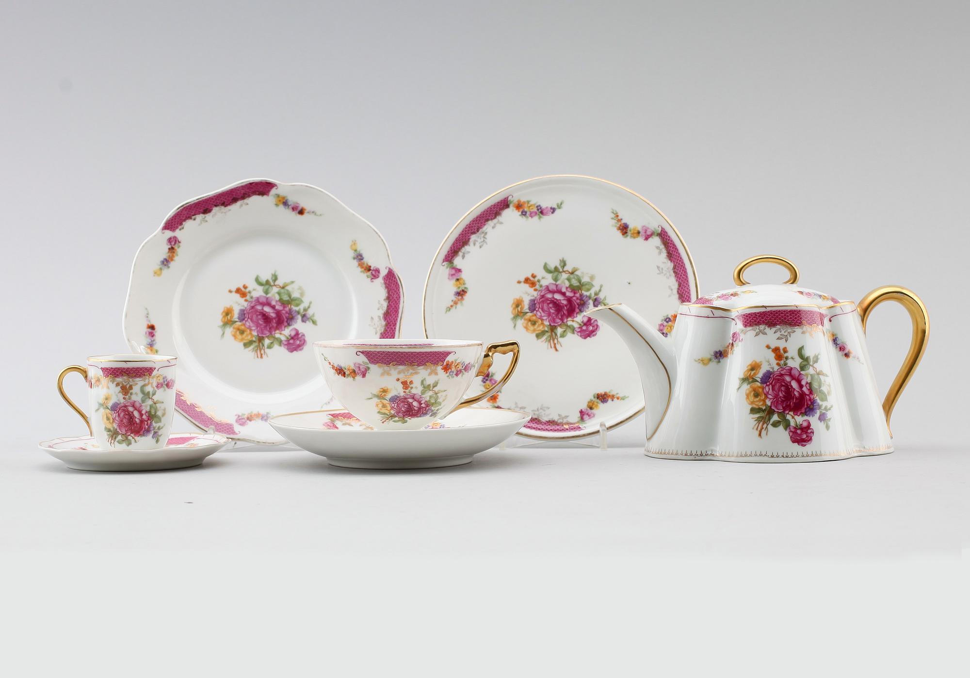 SERVISPORSLIN, 14 delar, Rosenthal, 1900-talets första hälft.