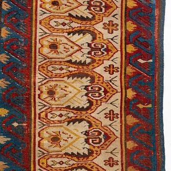 An antique Zeichur rug, ca 269 x 184 cm.