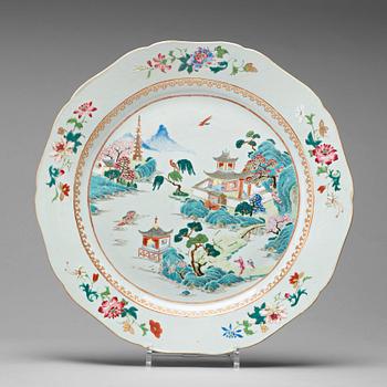 648. A famille rose dish, Qing dynasty, Qianlong (1736-95).