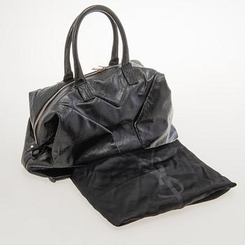 YVES SAINT LAURENT Easy Patent Leather Boston Bag.