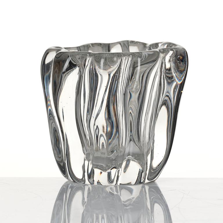 Tapio Wirkkala, a 'Kalvolan Kanto' , model 3241 glass vase, Iittala, Finland.