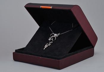 COLLIER, navette- och briljantslipade diamanter  5.09 ct. G/vvs. Söderhavspärla 10,5 mm. Vikt 17,25 g.