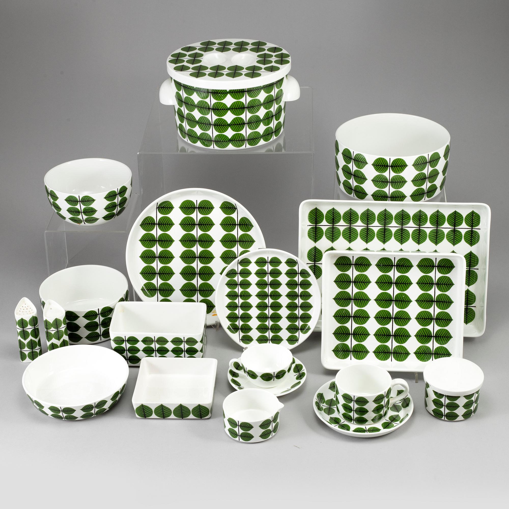 A 67 pcs 'Berså' dinner service by Stig Lindberg, Gustavsberg.