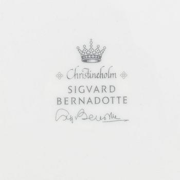 SIGVARD BERNADOTTE, 28 psc porcelaine, 'Christineholm'/'Marianne', Fyrklövern 1999-2000.