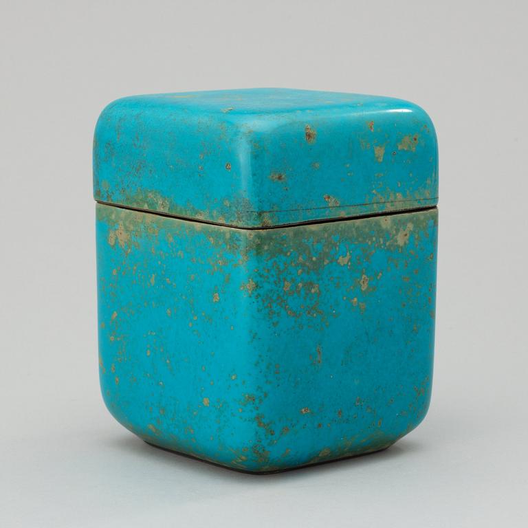 A Hans Hedberg faience box, Biot, France.