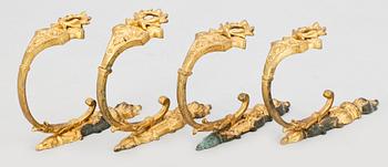 GARDINOMFÅNG, 4 st, metall, omkring 1900.