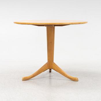 Axel Larsson, a Swedish Modern coffee table, model "1504", Svenska Möbelfabrikerna Bodafors, 1930-40's.