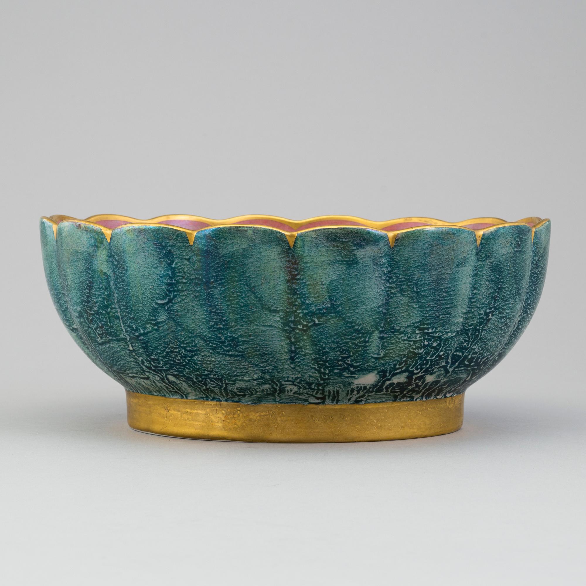 JOSEF EKBERG, a creamware bowl from Gustavsberg, signed and dated 1931.