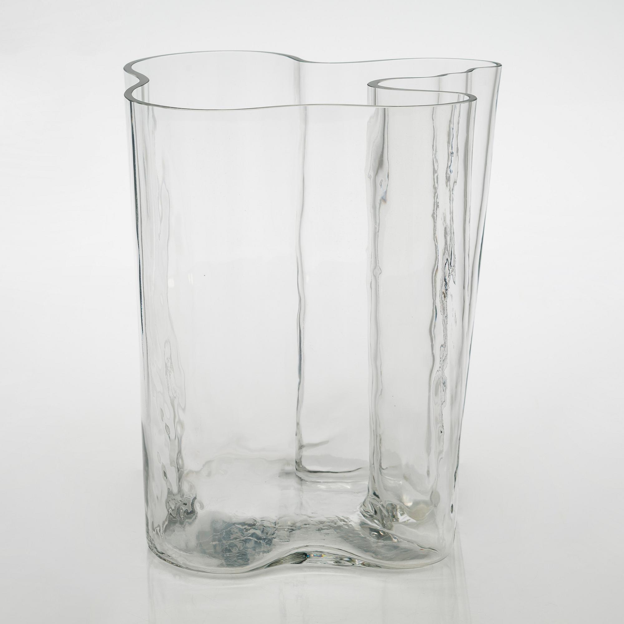 Alvar Aalto, maljakko, 3031, signeerattu Alvar Aalto.