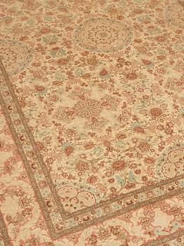 OLD SILK QUM. 289,5 x 195 cm.