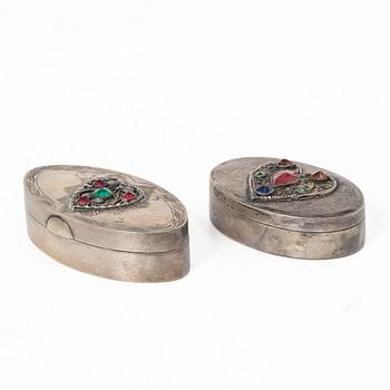 Two Swedish silver snuff boxes, Karlskrona, one with mark of Axel Gabriel Estberg, 1853.