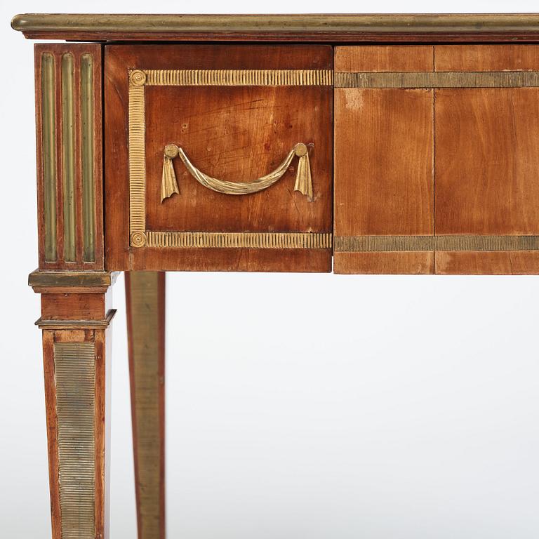 Kejserligt bord, av David Roentgen (mästare i 1780-1807), Neuwied  ca 1785-1790, Louis XVI.