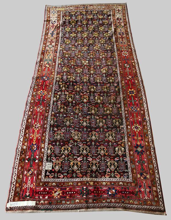 MATTA, Karabagh, kaukasisk, old, signerad. Ca 390 x 185 cm.