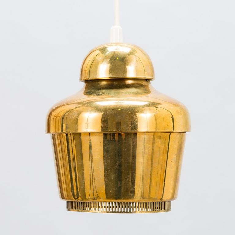 ALVAR AALTO, a '330' pendant light for Valaistustyö.